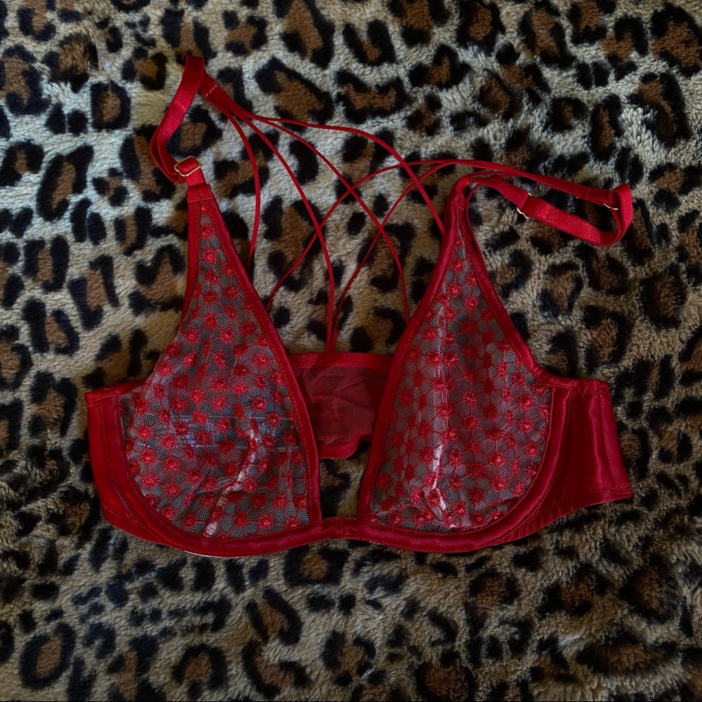 Victoria Secret bralette, never worn, lacey red